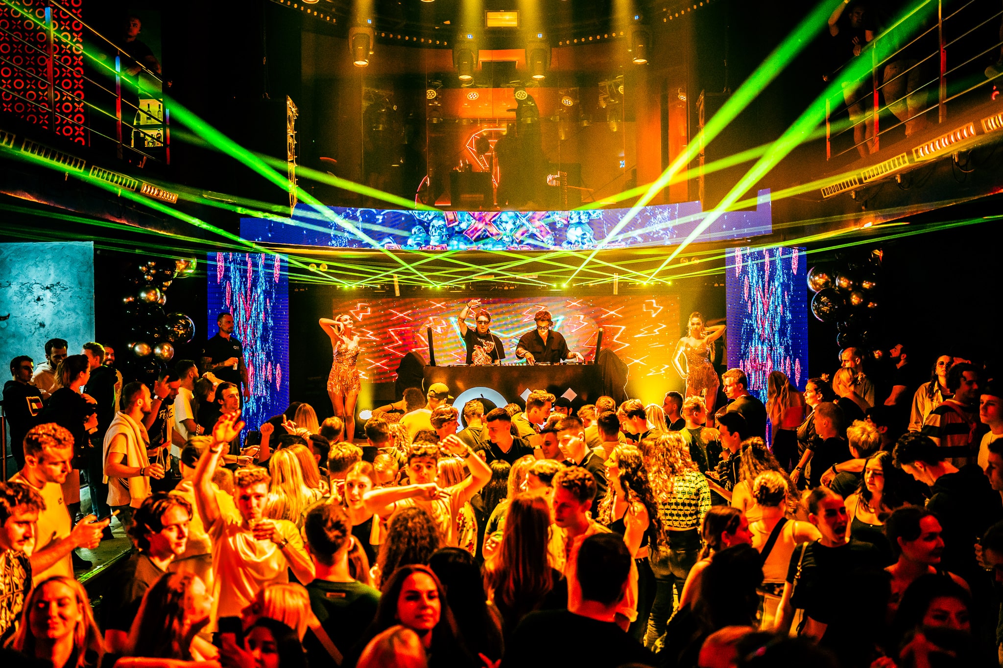 OX THE BEST PARTY EXPERIENCE IN PRAGUE